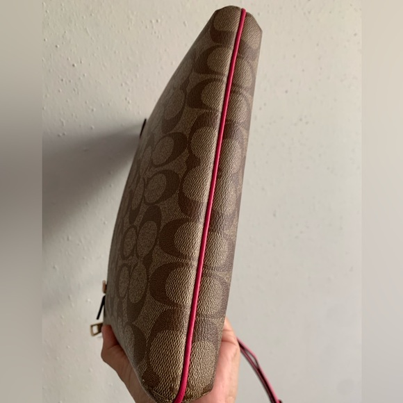 Rowan File Bag in signature Canvas COACH - Picture 9 of 16